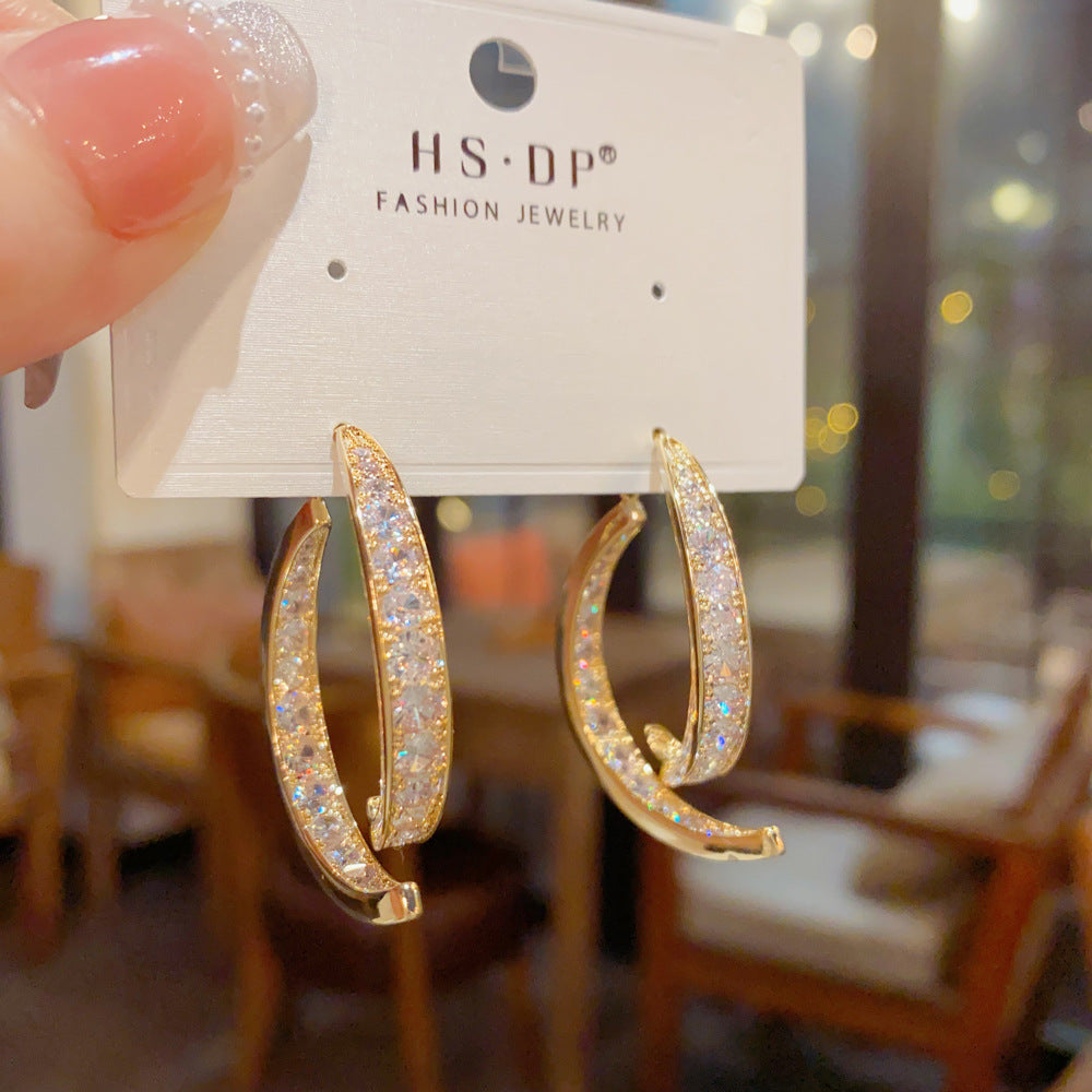 Exquisite Fashion High Texture Copper Micro Earrings