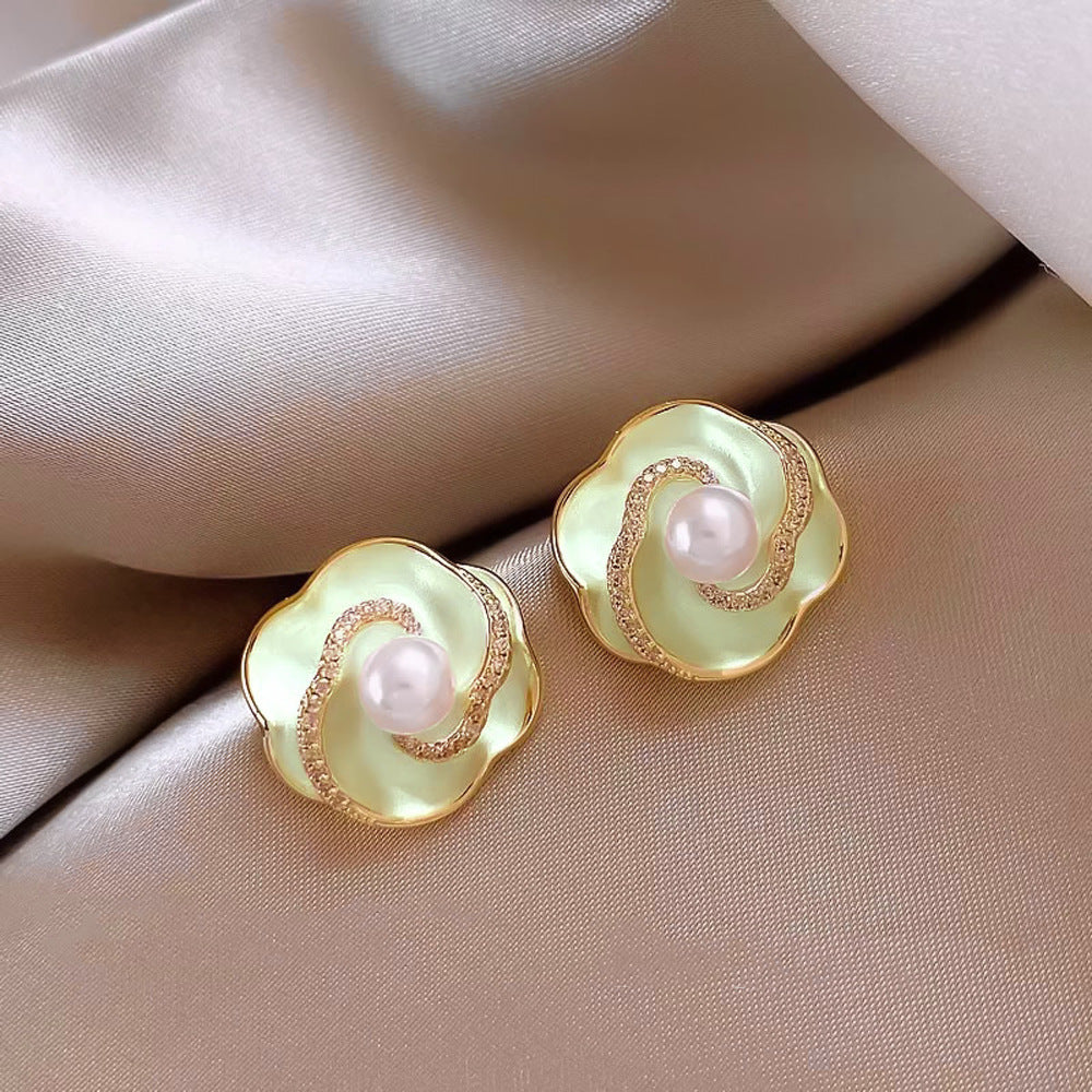 Inlaid Zircon Flower Elegant High-grade Pearl Earrings