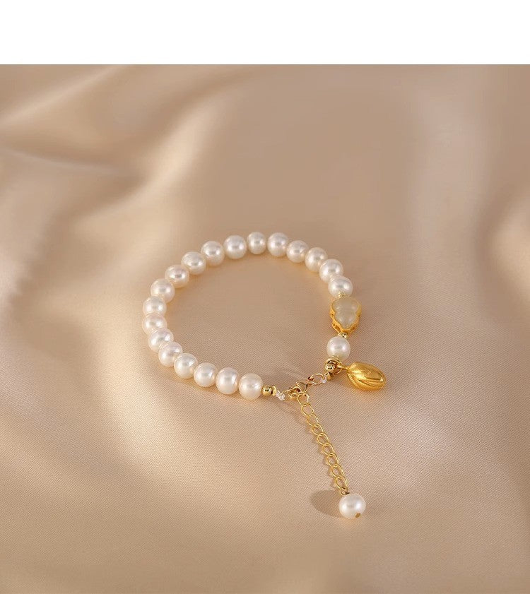 Female Light Luxury High Sense Fashion Ladies Personality Wild Bracelet