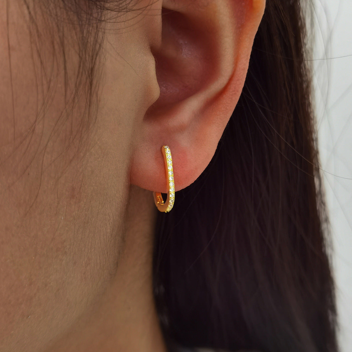 Unique Simple U-shaped Inlaid Zircon Style Earrings