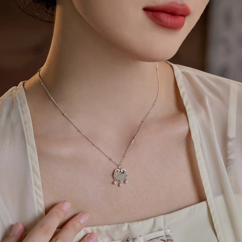 Elegant Safety Lock Female Affordable Luxury Fashion Longevity Necklaces