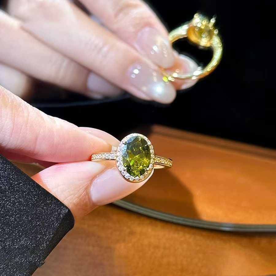 Oval Crystal Open Special Interest Light Luxury High-grade Index Ring