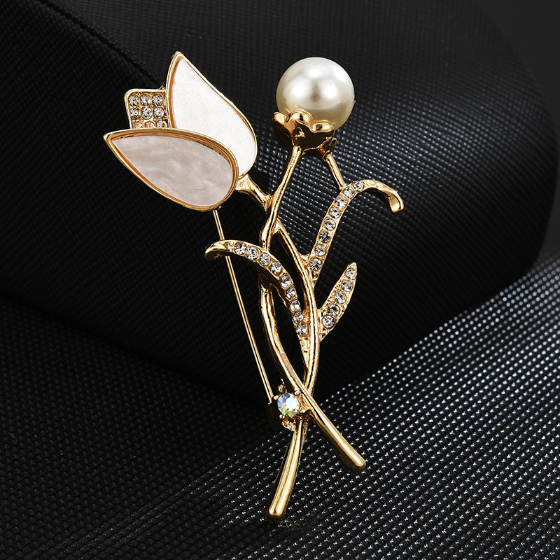 White Rabbit Note Rose Clothes Pin Brooches