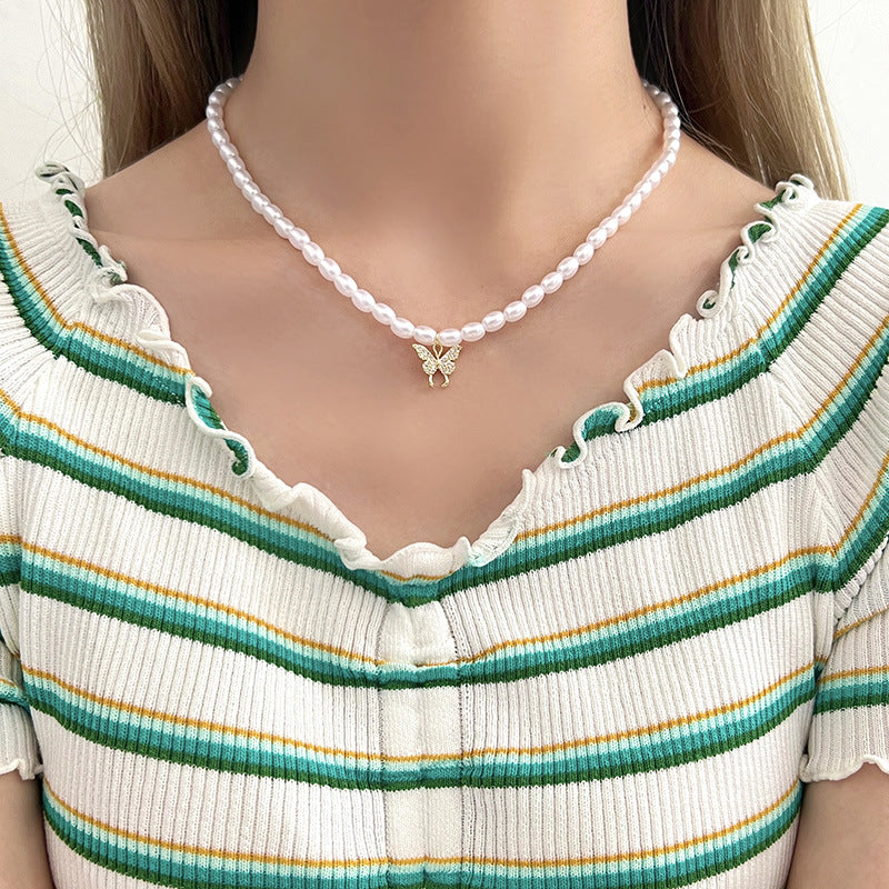 Women's Retro Pearl Light Luxury Minority High-grade Accessories Necklaces