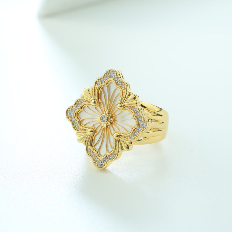 Brushed Palace Style Clover Female White Shell Ite Rings