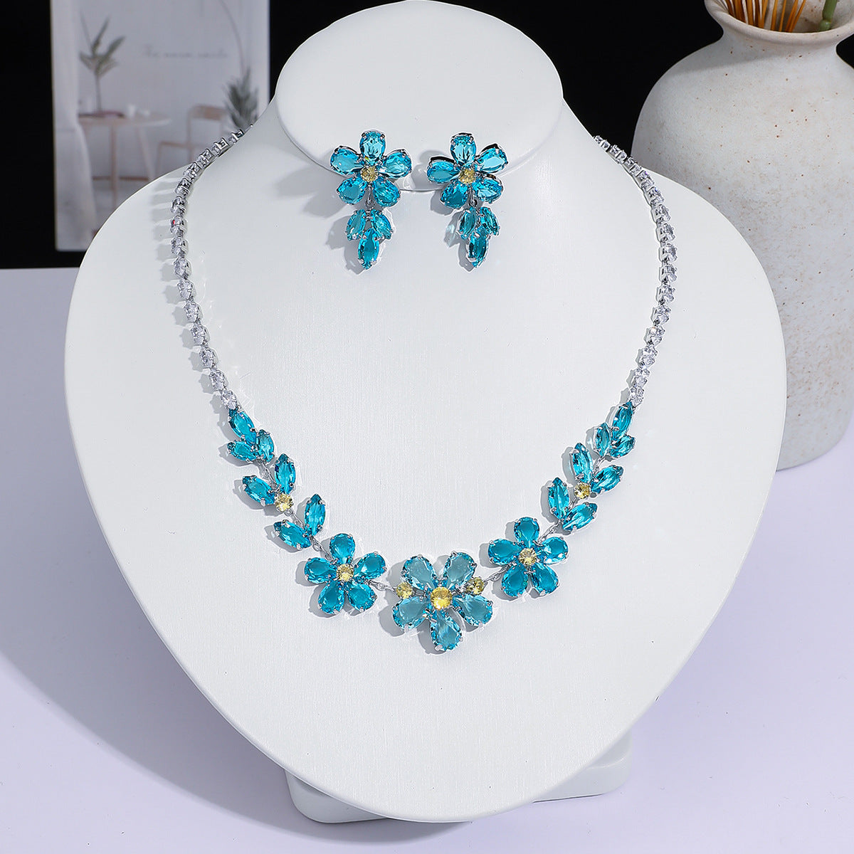 Full Diamond Drop-shaped Temperament The Dinner Party Jewelry Set