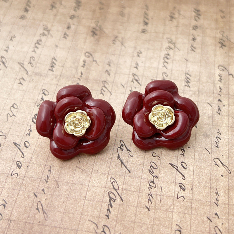 Retro French Light Luxury Temperament Camellia Ear Enamel Earrings