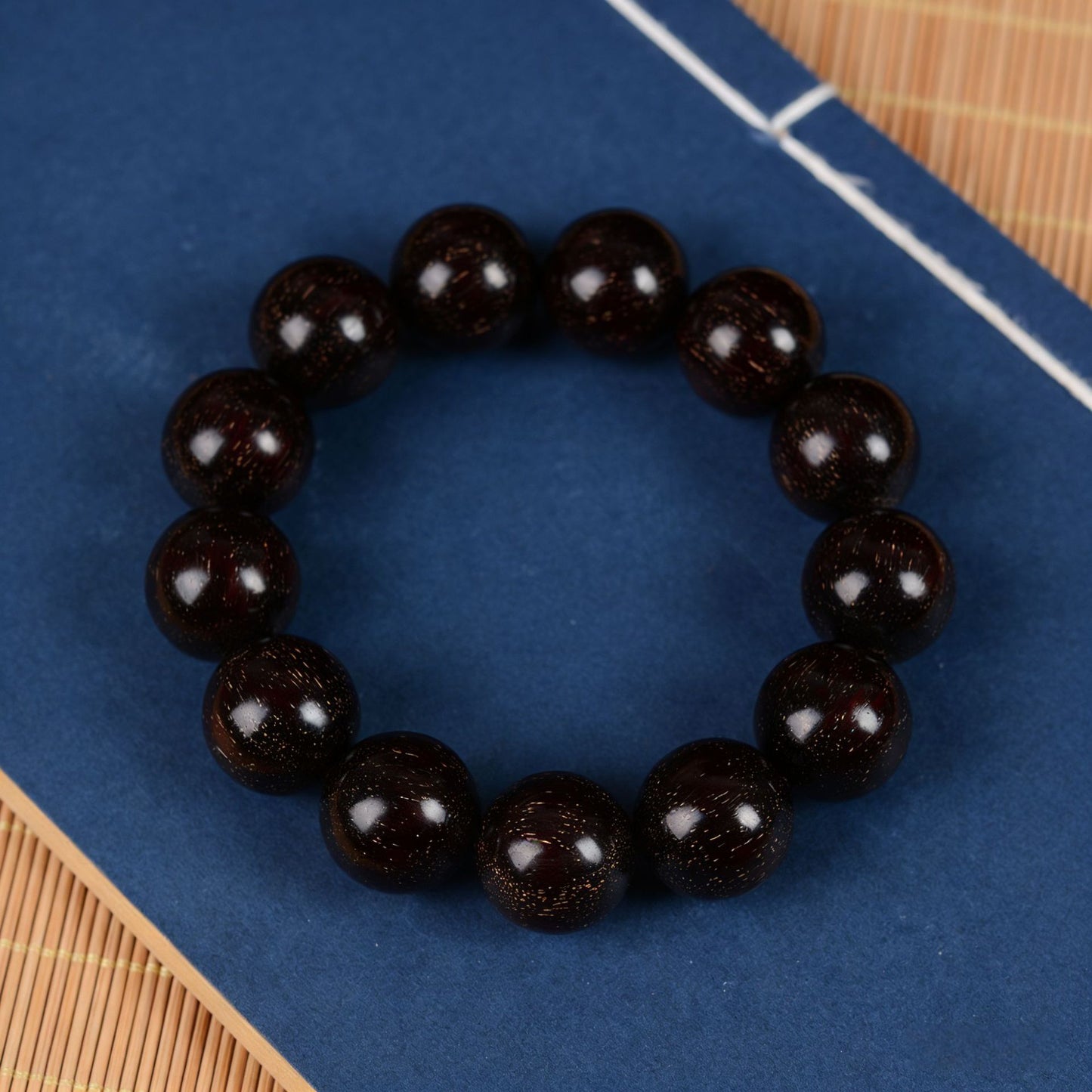 Drainage Model Full Gold Star Zambia Red Bracelets