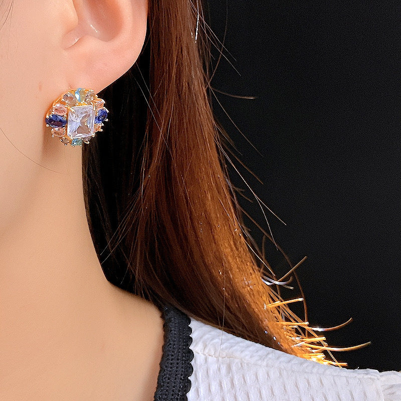 Women's Seaside Vacation Style High-grade Pearl Crystal Tassel Earrings