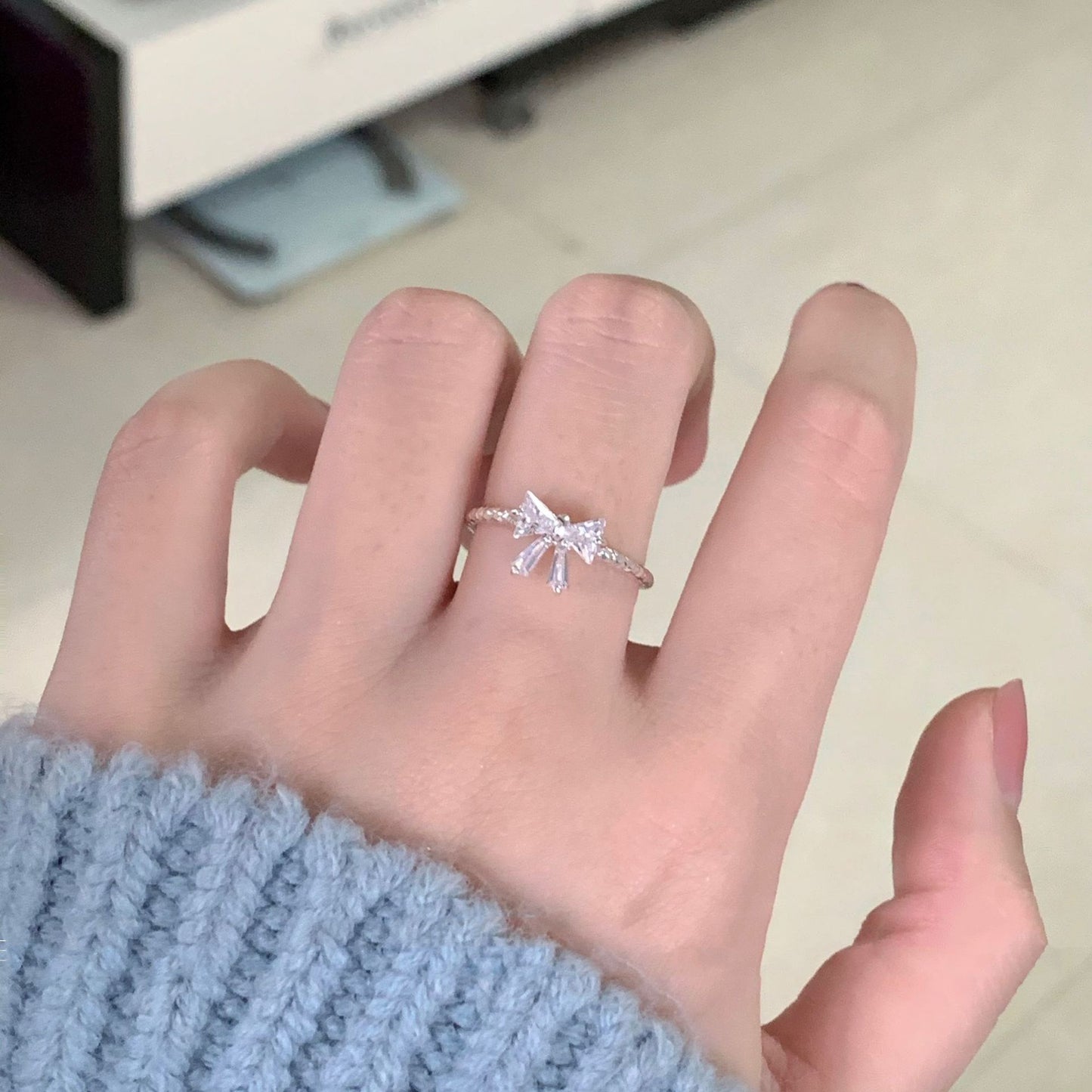 Women's Bowknot Zircon Light Luxury High-grade Exquisite Sweet Design Open Index Rings