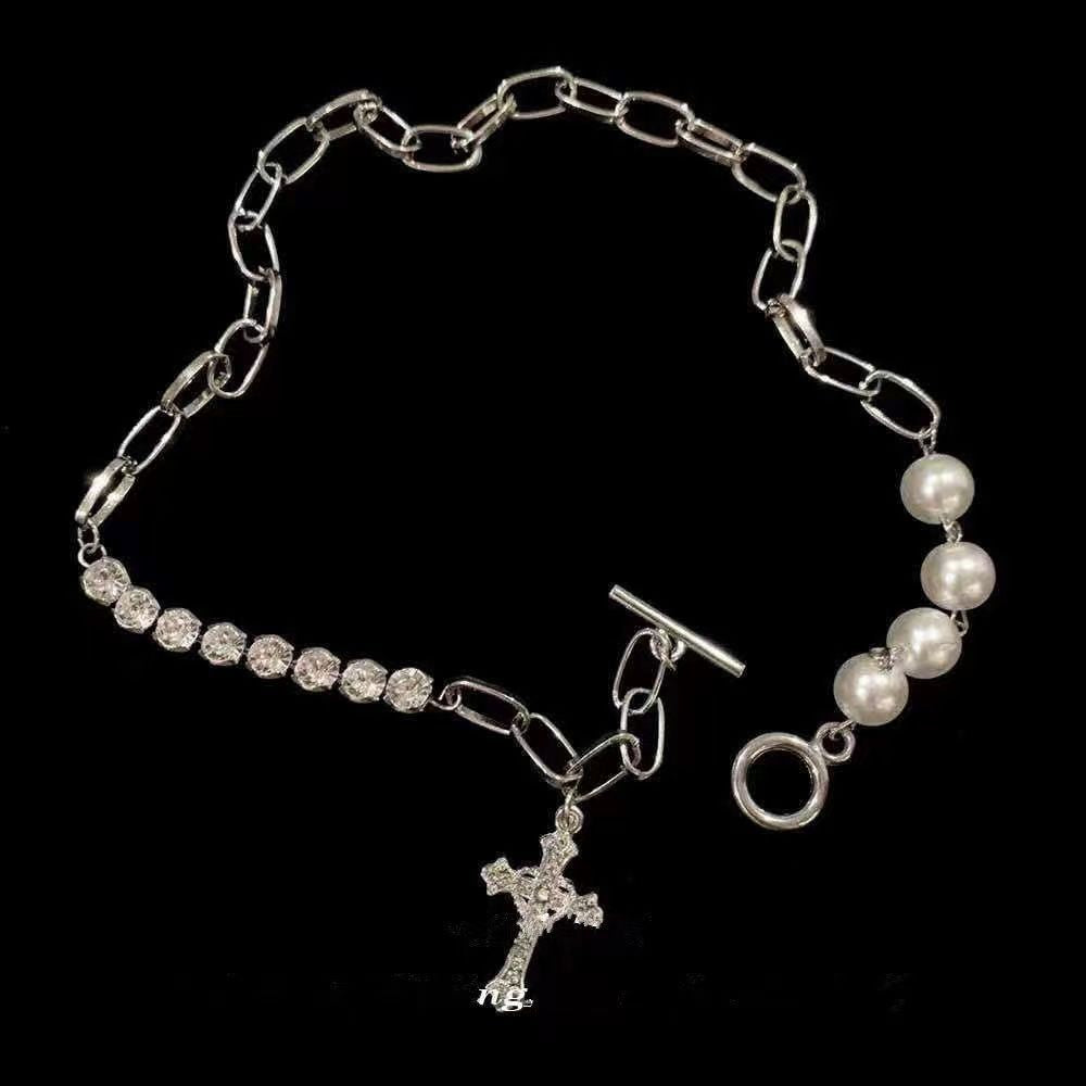 Pearl Design Sense Light Luxury Minority Asymmetric Clavicle Chain Cold Necklaces