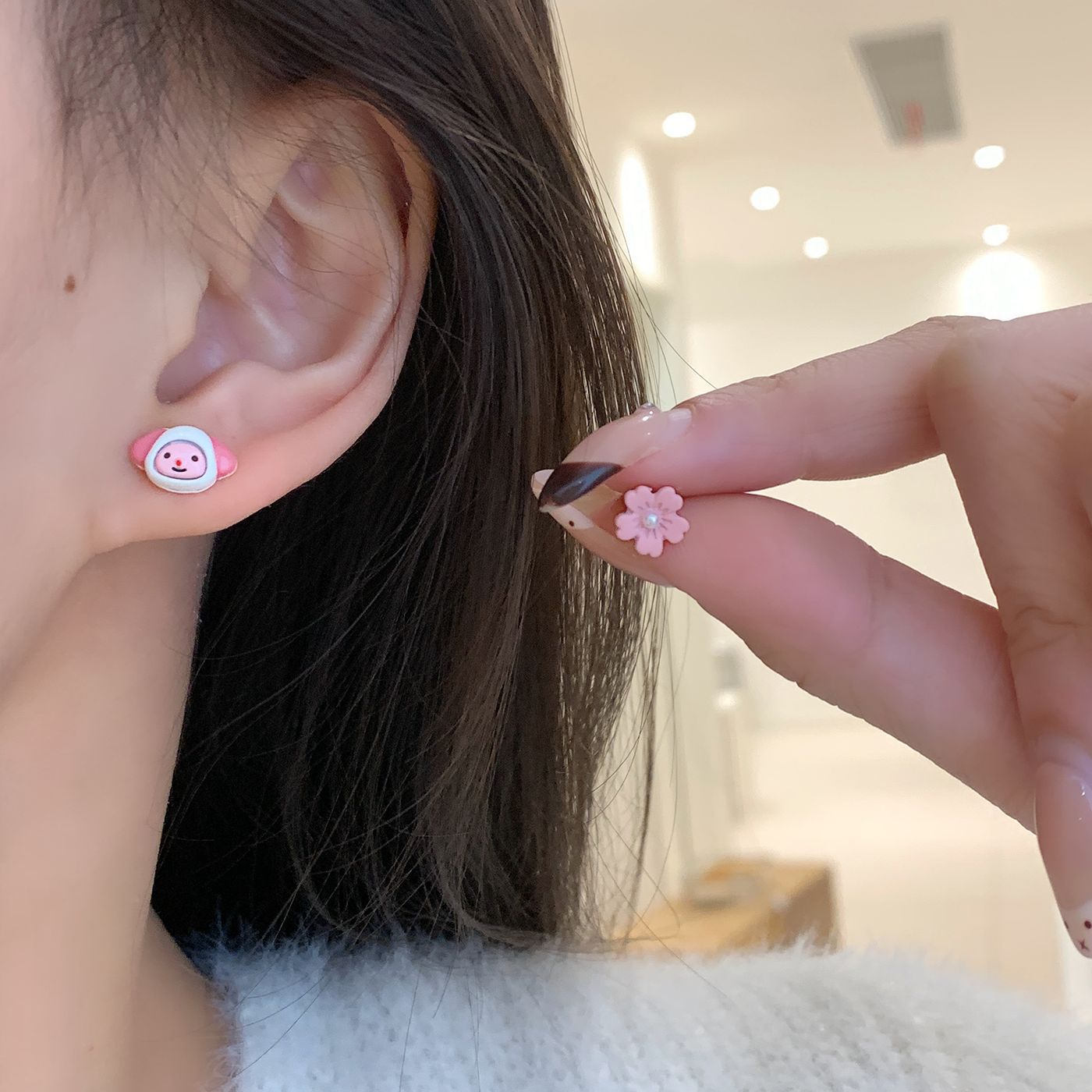 Women's Cartoon Cute Flowers Loves Cats Three-piece Stud Earrings