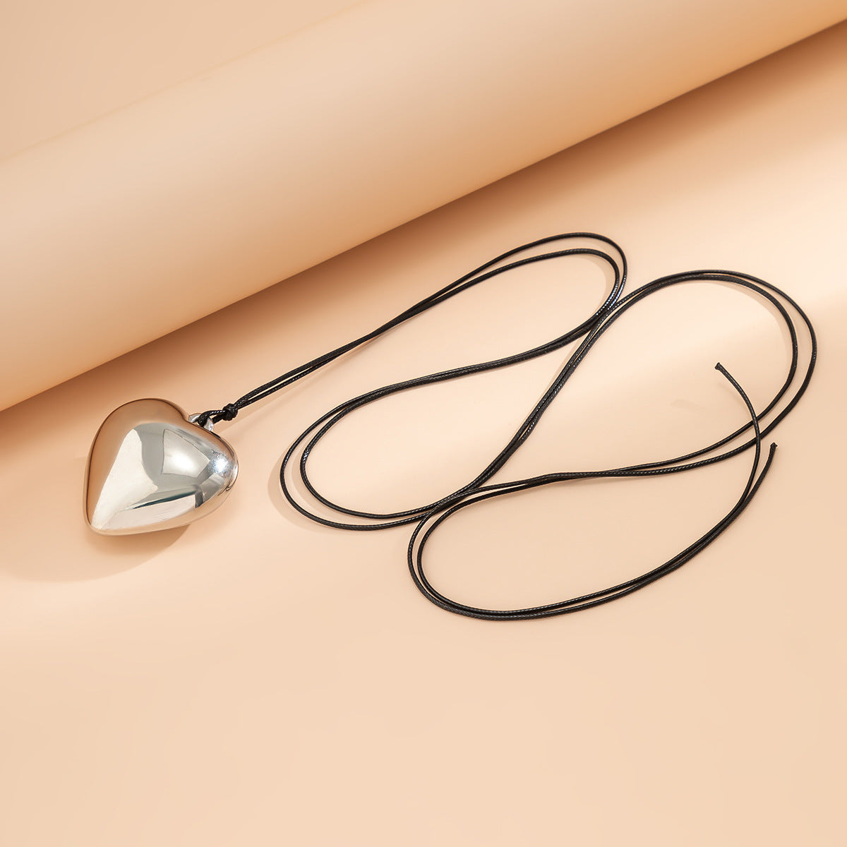 Exaggerated Pull Adjustable Rope Simple Personality Big Necklace