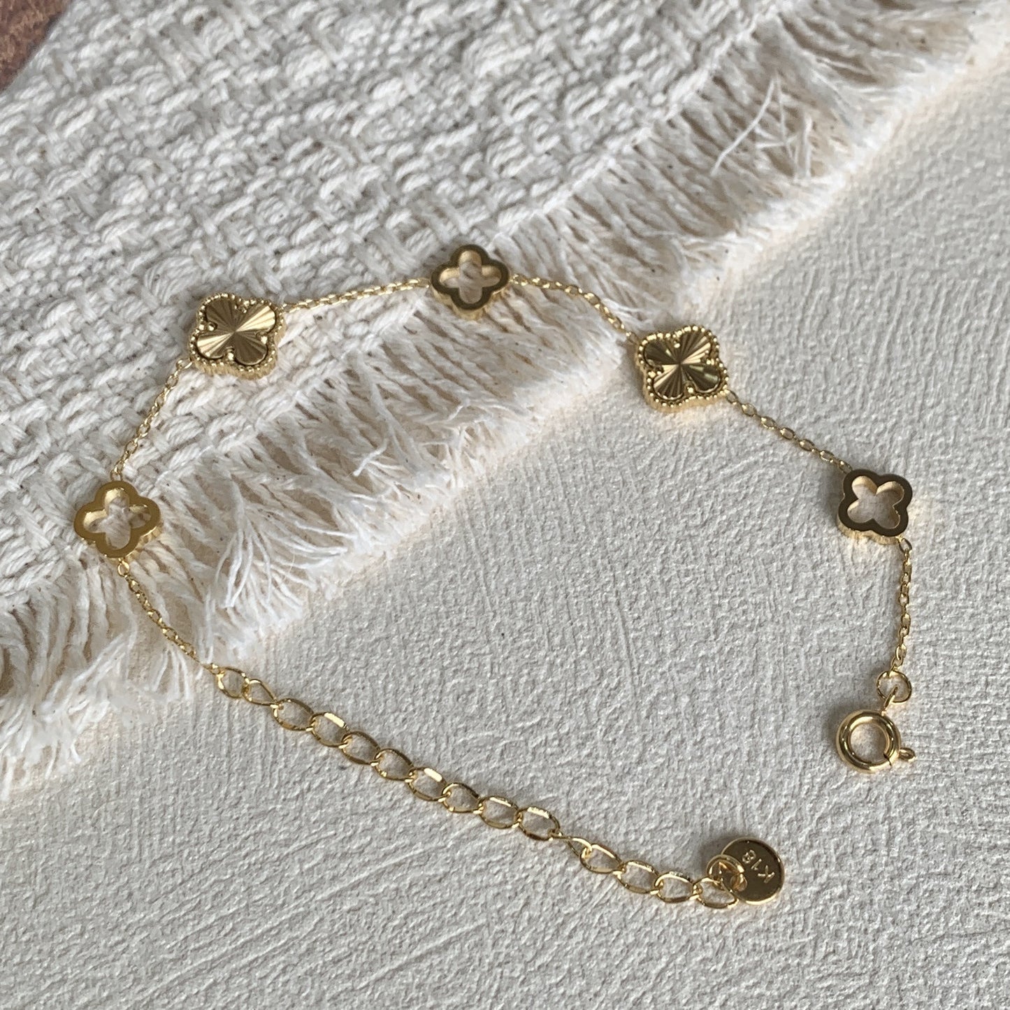 Si Lin Four-leaf Clover Titanium Steel Gold Good-looking High-grade Color Bracelets