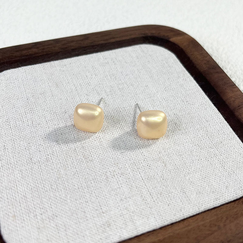 Luxury Simplicity Polo Pearl Fashion Generous Earrings
