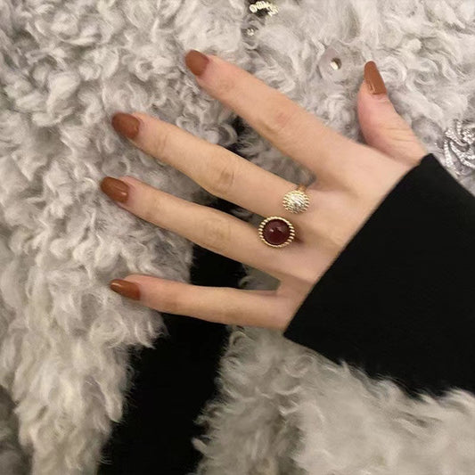 Women's Retro Red Rhinestone Ball For Light Luxury Minority Exquisite Design Ring