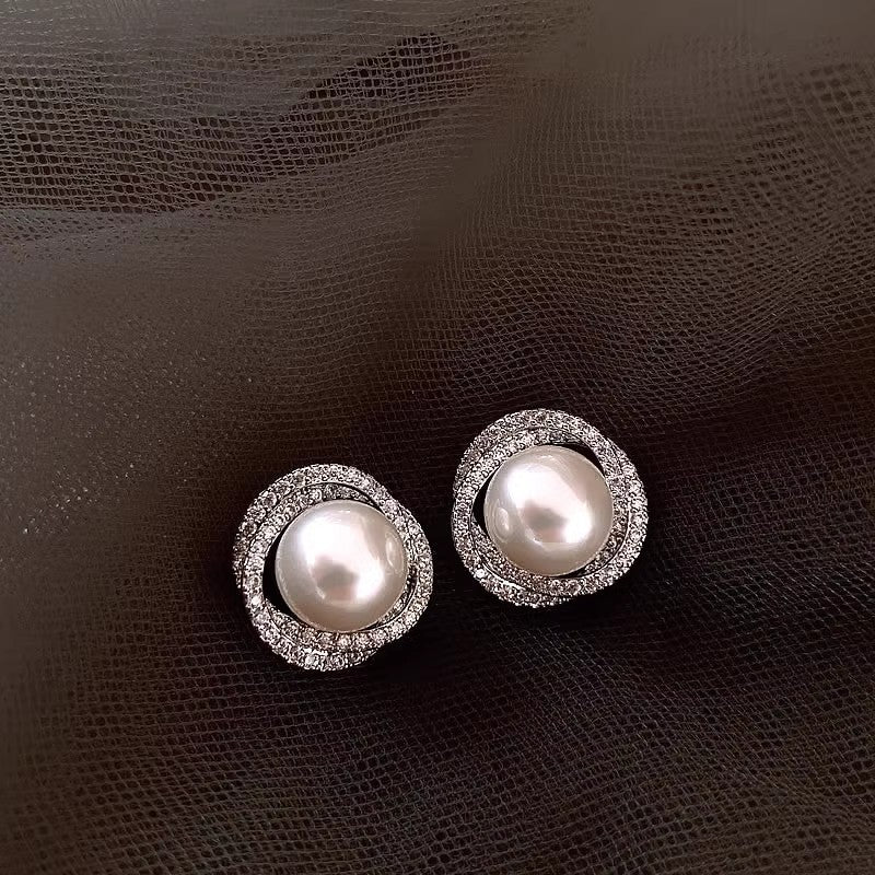 Women's Sier Pearl Elegant Light Luxury Design Earrings