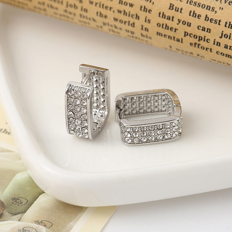 Fashion Light Luxury Personality Trendy Simple Stud Earrings
