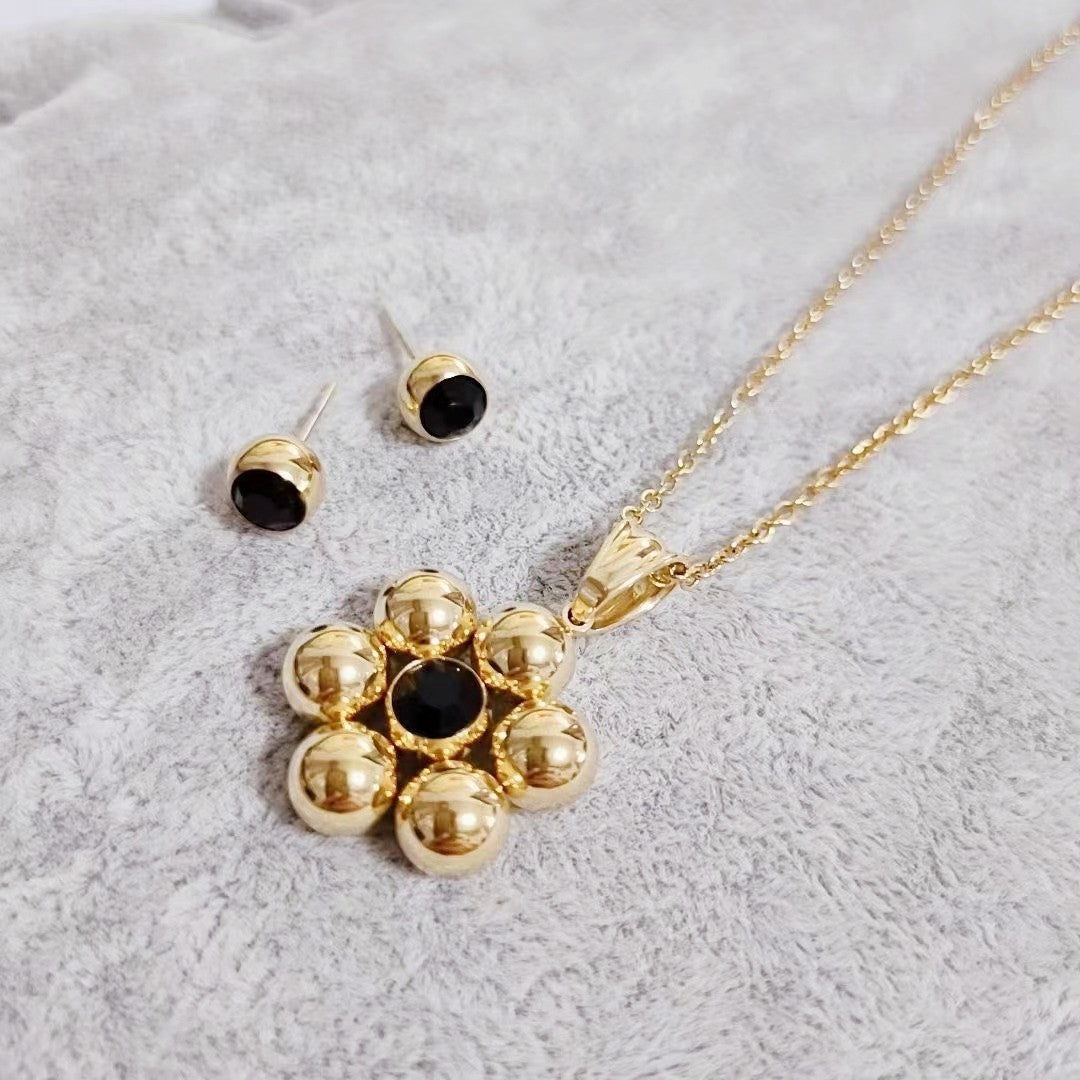 High Quality Color Protection Light Luxury Titanium Necklaces