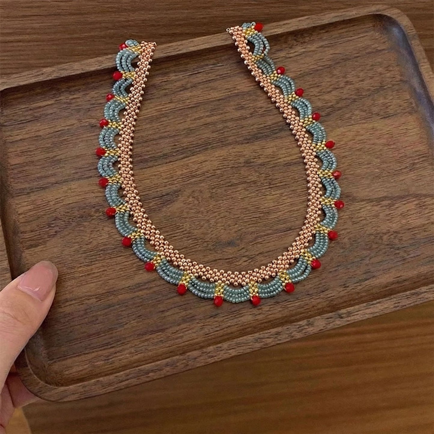 Women's Chinese Lace Red Blue Together Beaded Sense Of National Necklace