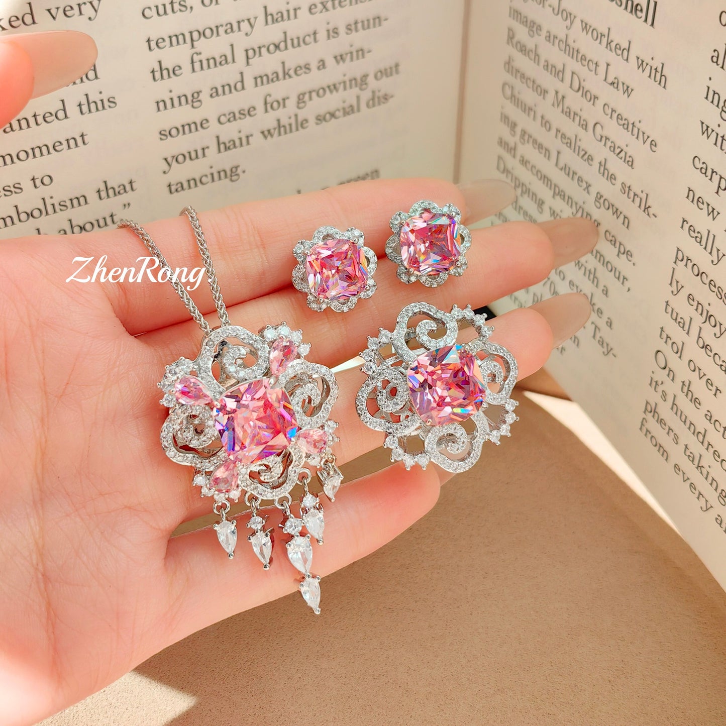 Women's Gems Brooch Pink Diamond Sapphire Three-piece Fashionable Necklaces