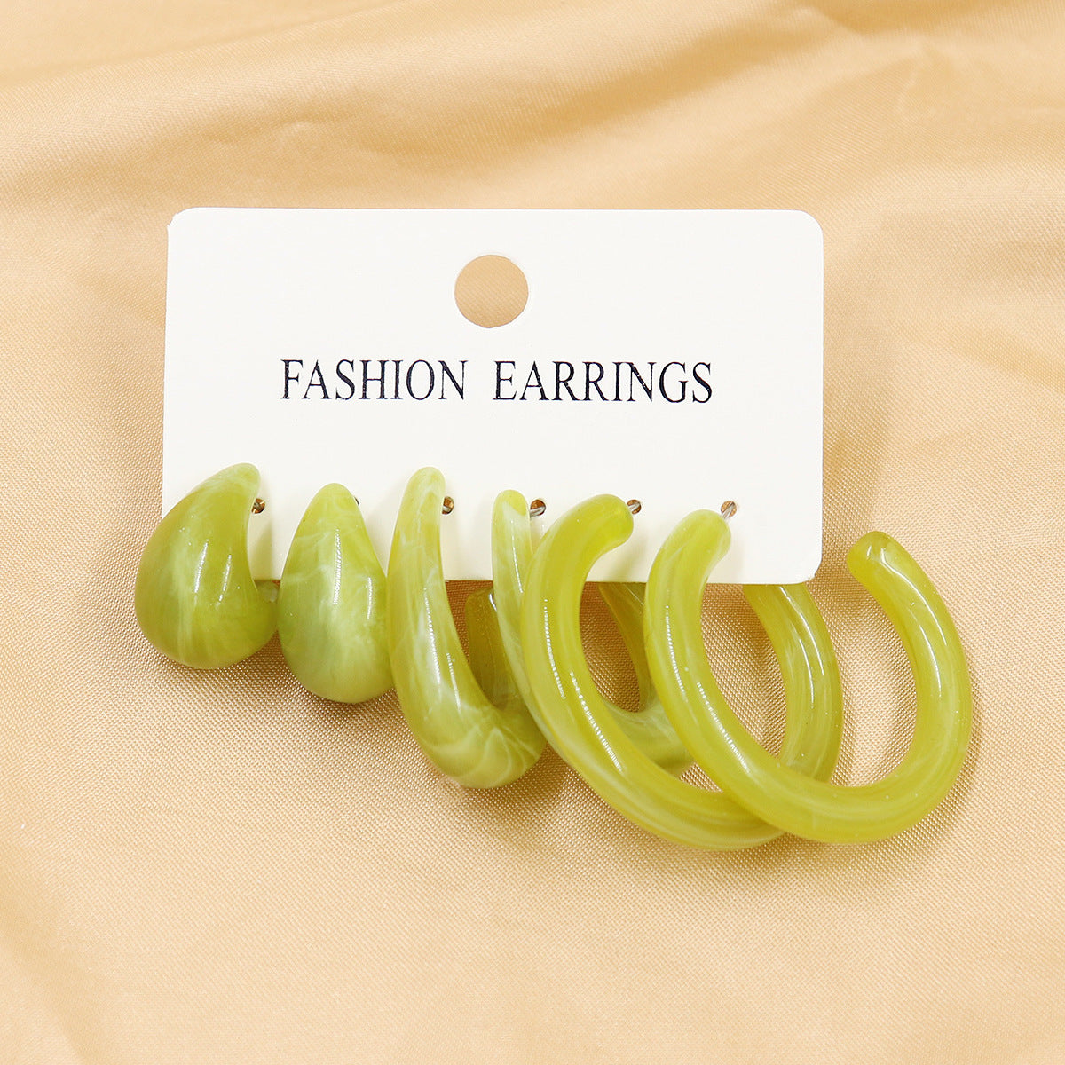 Women's Fresh Summer Versatile Acrylic Round Pairs Plastic Earrings