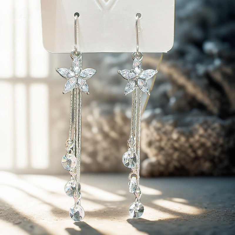 Women's Snowflake Tassel Temperamental Minority Simple Rhinestone Flower Fashionable Ear Hook