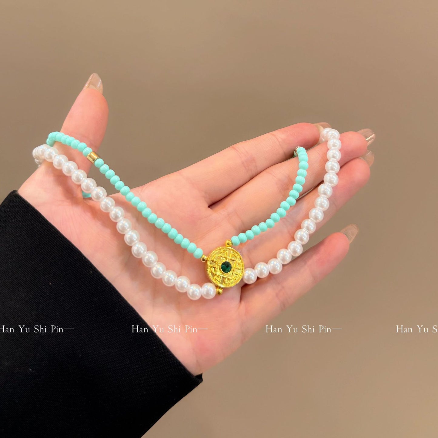 Women's Retro Pearl Affordable Luxury Fashion Temperament Wild Good-looking Clavicle Necklace