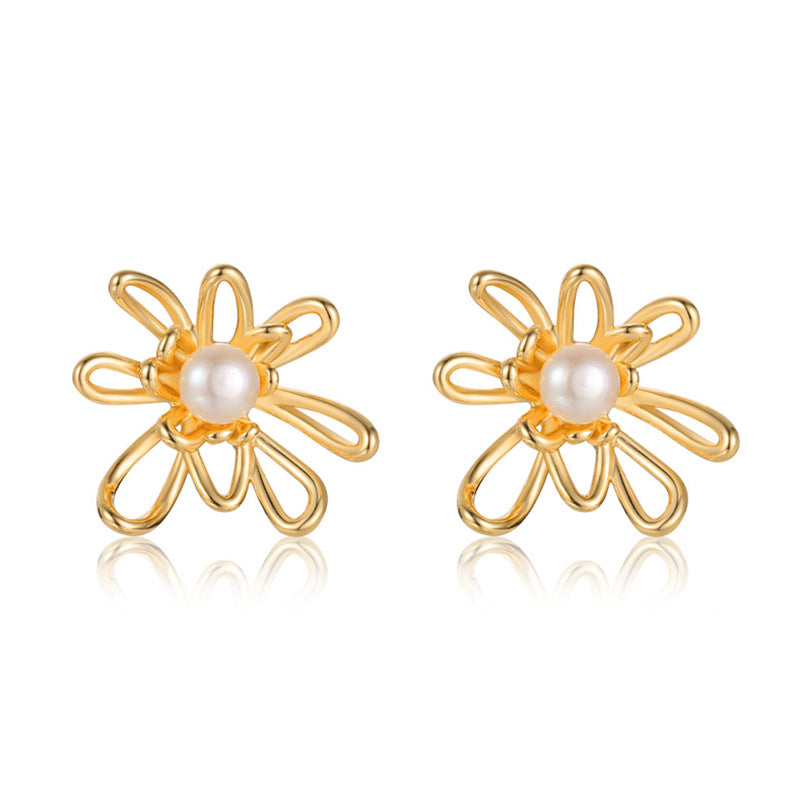Hollow Out Flower Pearl Female Light Luxury Minority Design Stud Earrings