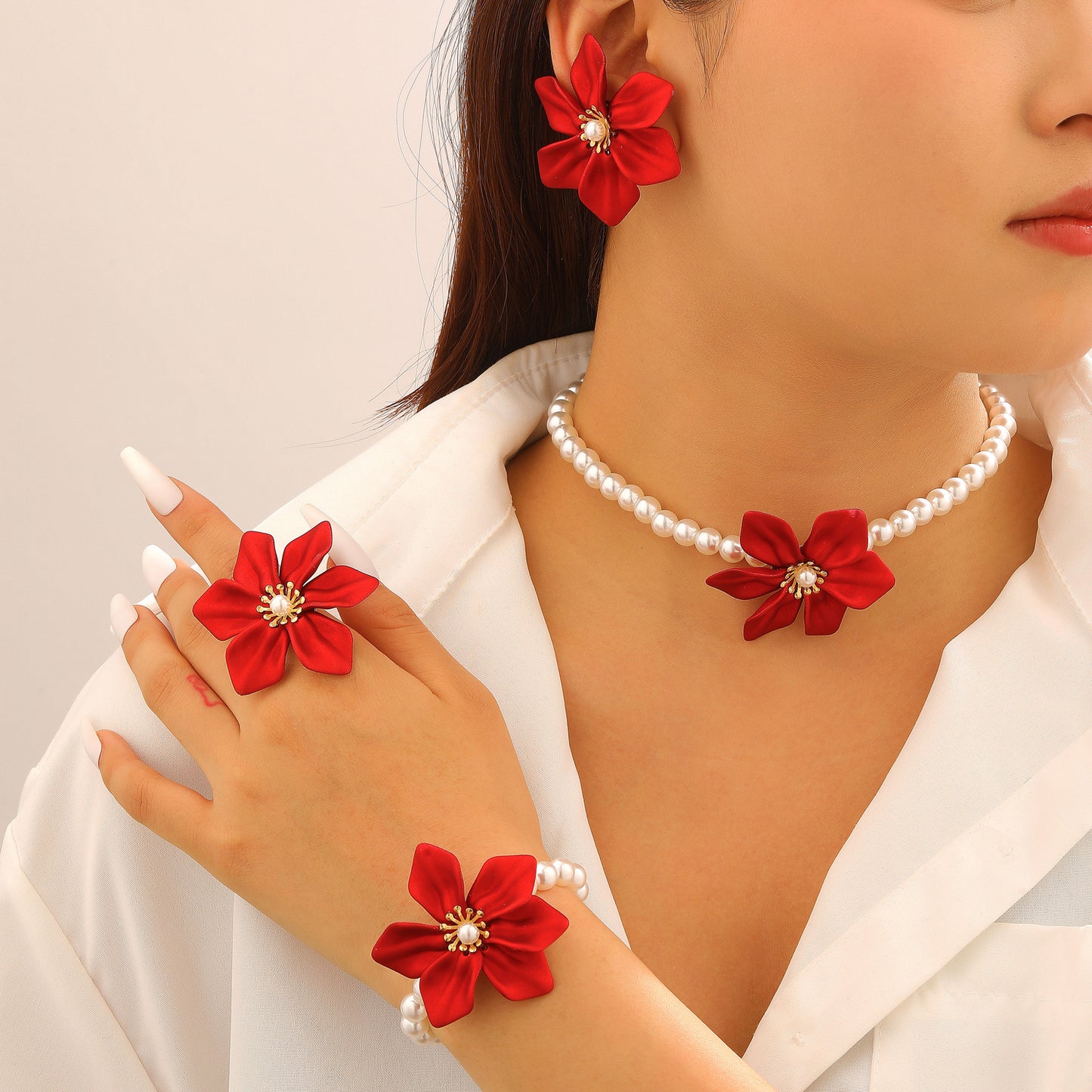 Fashionable Elegant High Sense Of Imitation Pearl Necklaces