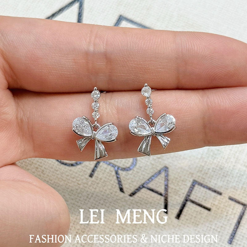 Micro Inlaid Zircon Bowknot Pearl Super Simple Stud Earrings