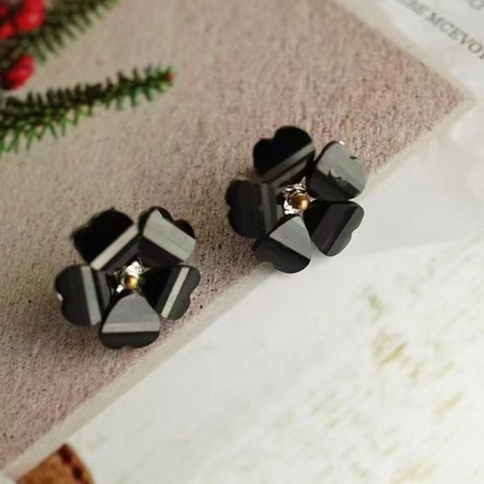 Women's Clover Opal Stone Ear Trendy Niche Design Small Delicate Stud Earrings