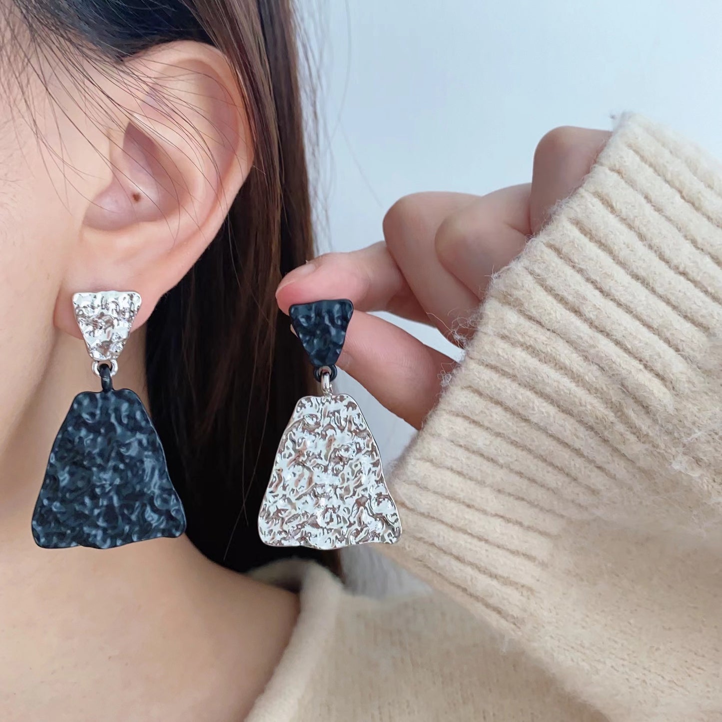Women's Fashion Irregular Personality Affordable Luxury High-grade Cold Rings