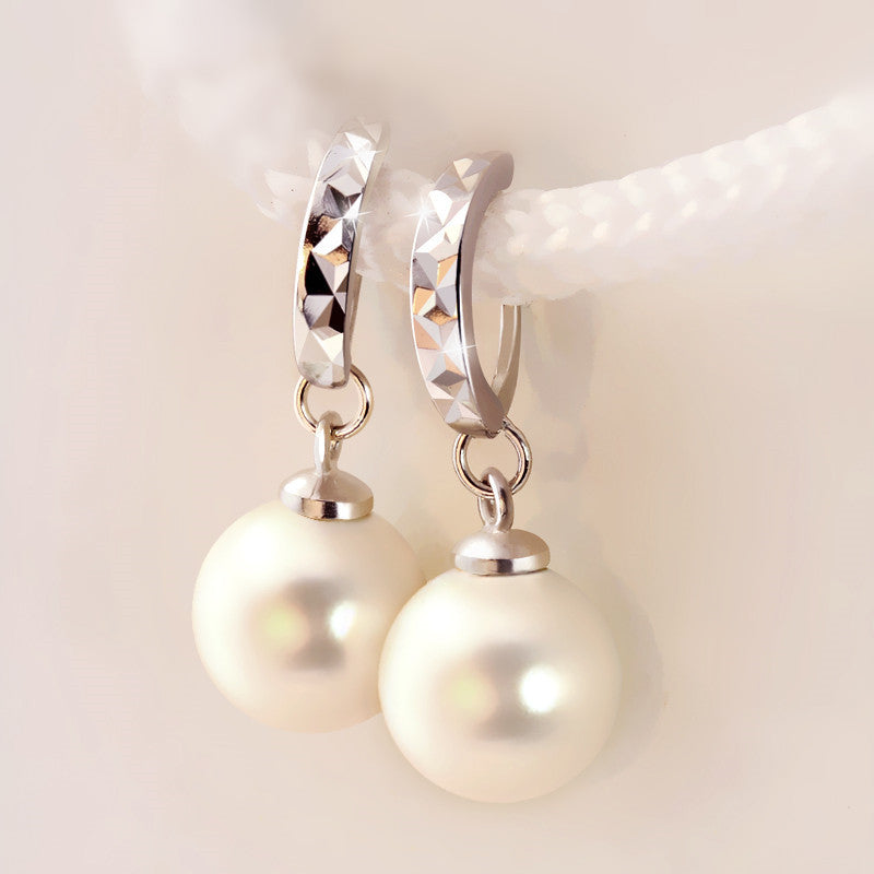 Women's Plated Ear Clip Eardrops Glass Pearl Carven Earrings