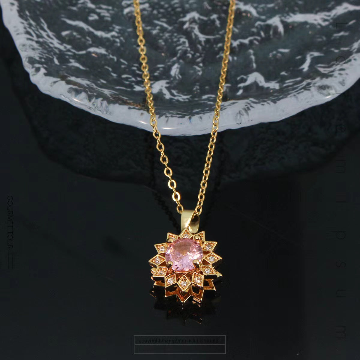 Flower Titanium Steel Design Fresh Rotating Decompression Clavicle Necklace