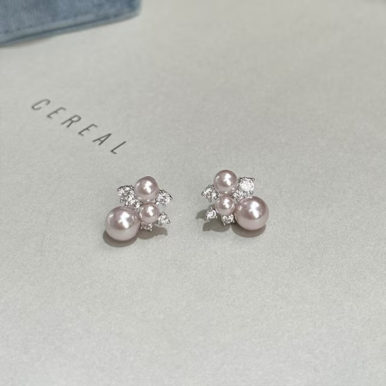 Women's Flash Rose Pink Pearl Rhinestone Finely Inlaid Elegant Rings