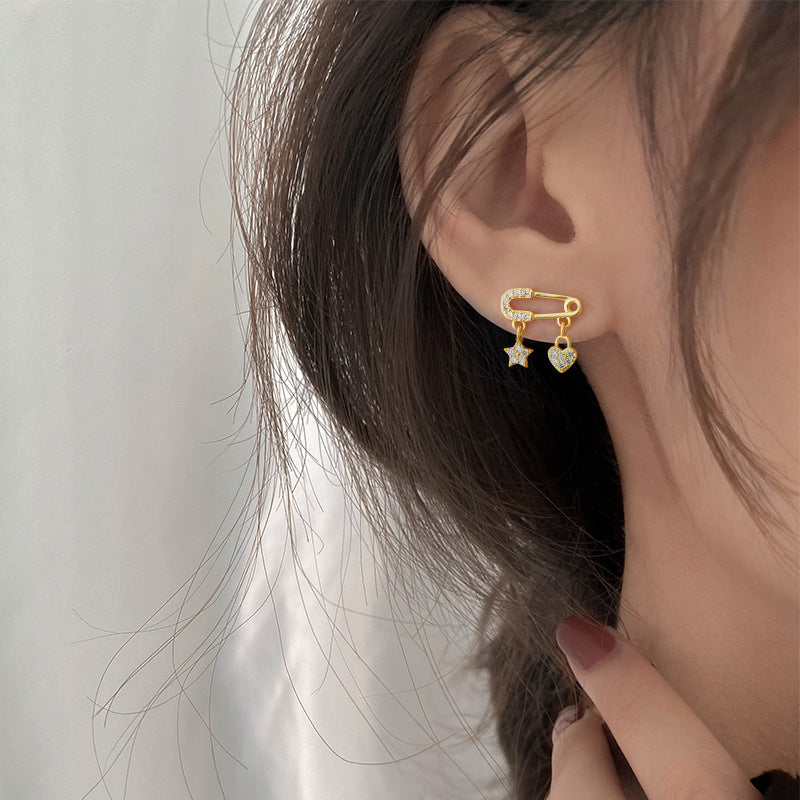 Women's Pin Sier Trendy Ear Simple Cold Style Eardrops Short Refined Stud Earrings