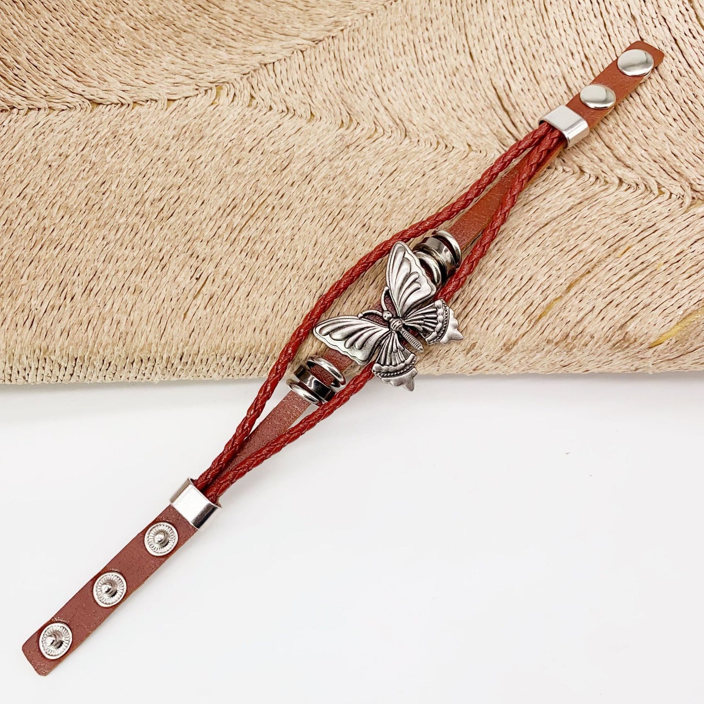 Vintage Butterfly Element Design Dark Wind Bracelet