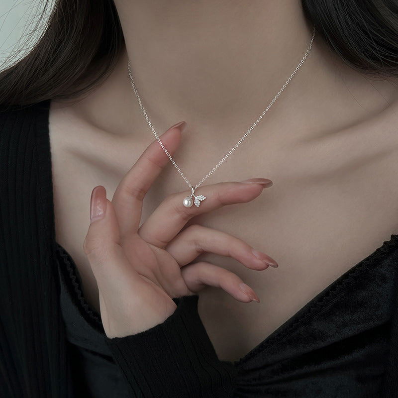 Women's Light Luxury Minority Design Style Fashion Simple Exquisite Refined Grace Necklace