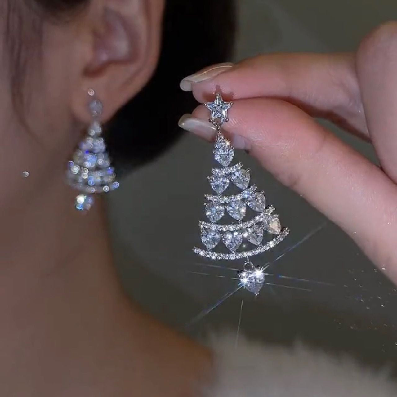 Women's Billion Ornament Christmas Tree High-grade Temperament Wild Earrings