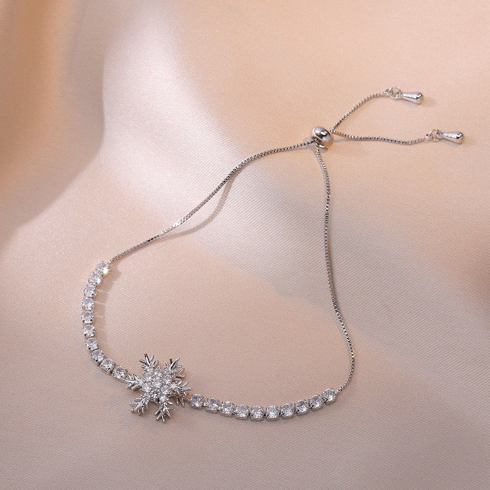 Female Five Petal Flower Fashion Bauhinia Rotatable Bracelet