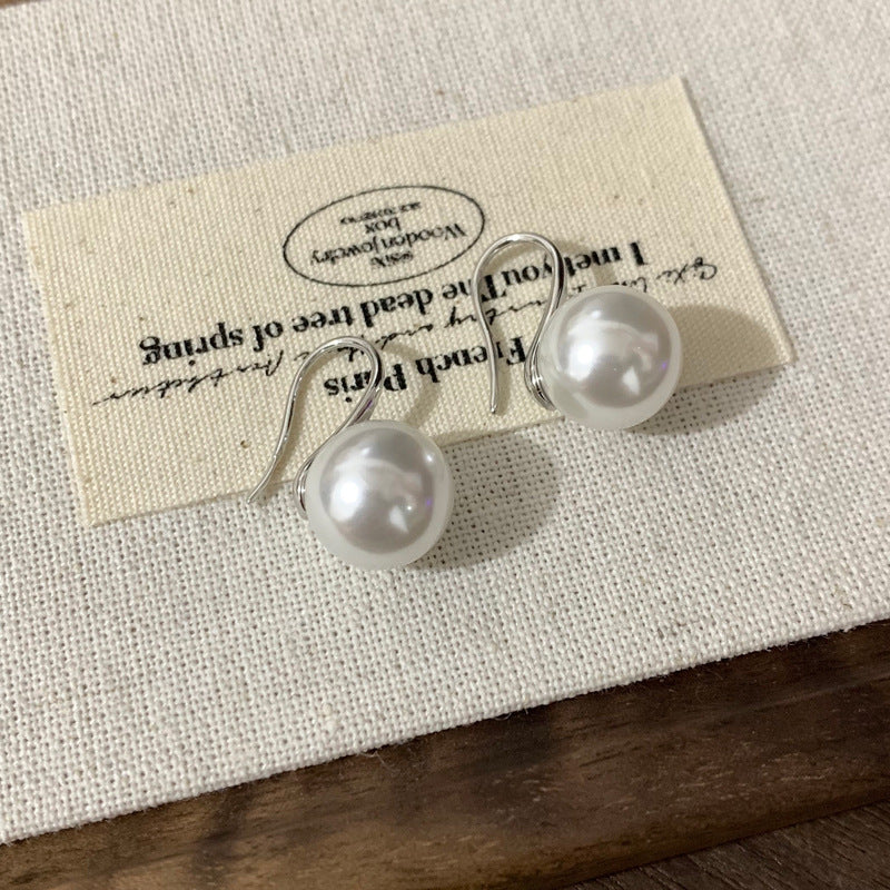 Luxury Simplicity Polo Pearl Fashion Generous Earrings