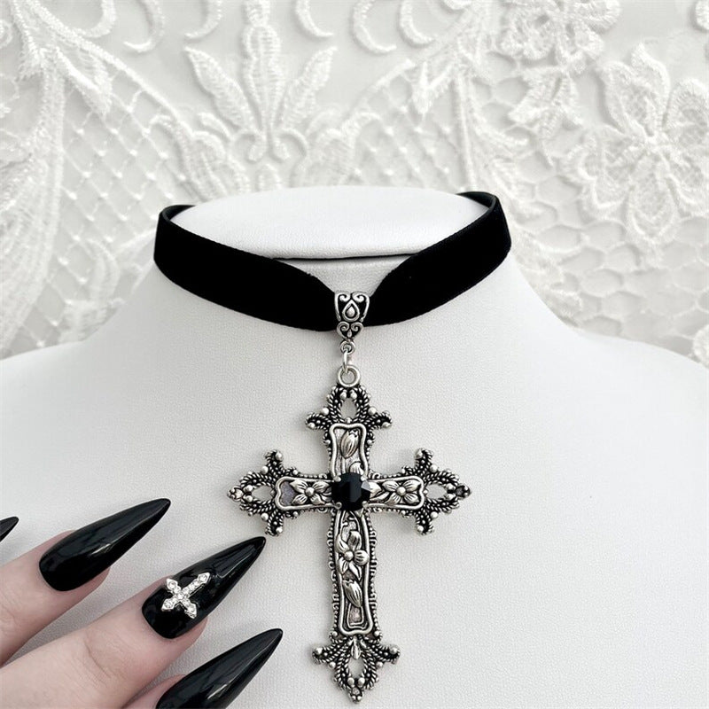 Exaggerated Gothic Black Gem Cross Veet Necklace