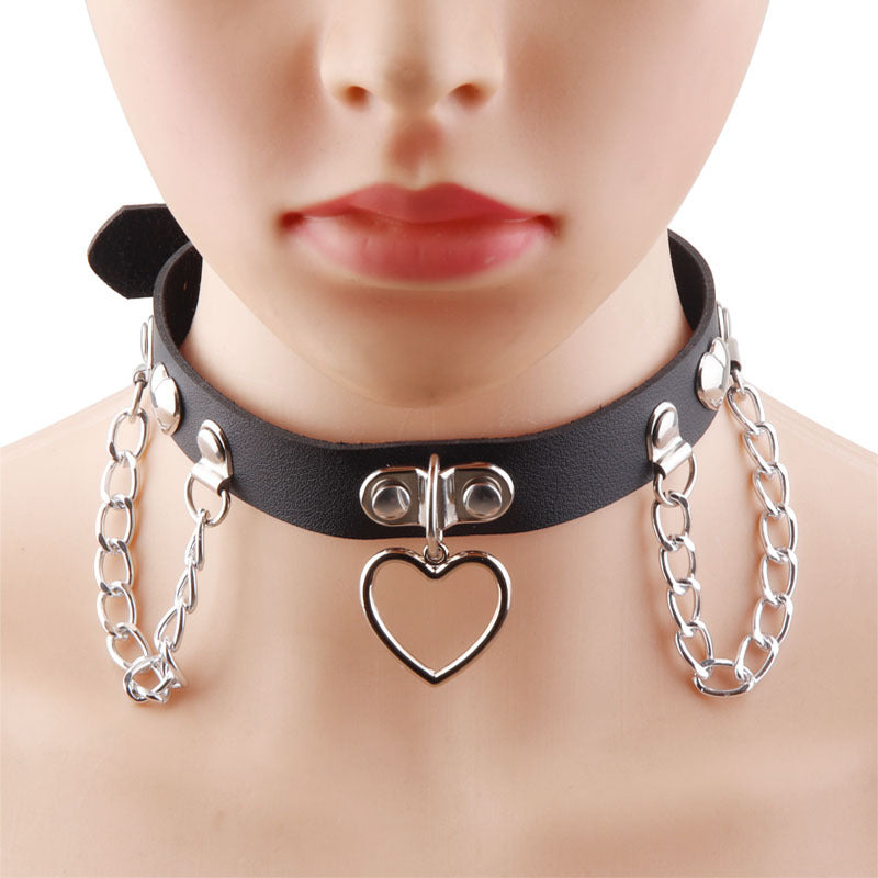 Wang Punk Chain Love Heart Fashion Street Shooting Collar