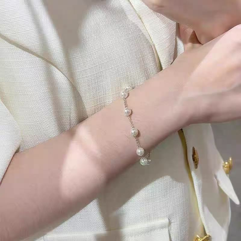 Women's Exquisite Sterling Sier Snake Bones Chain Ball Stitching Asymmetric Light Bracelet