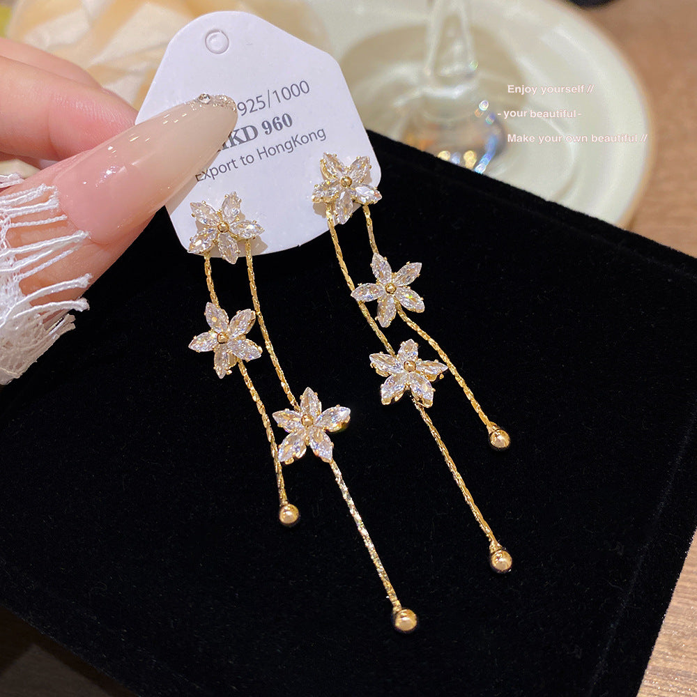 Women's Korean Style Zircon Flower Tassel Fashion Delicate Niche Sense Face Earrings