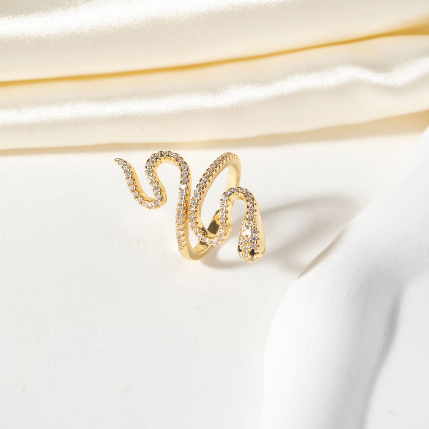 Luxury Micro Inlaid Zircon Personality Snake Rings