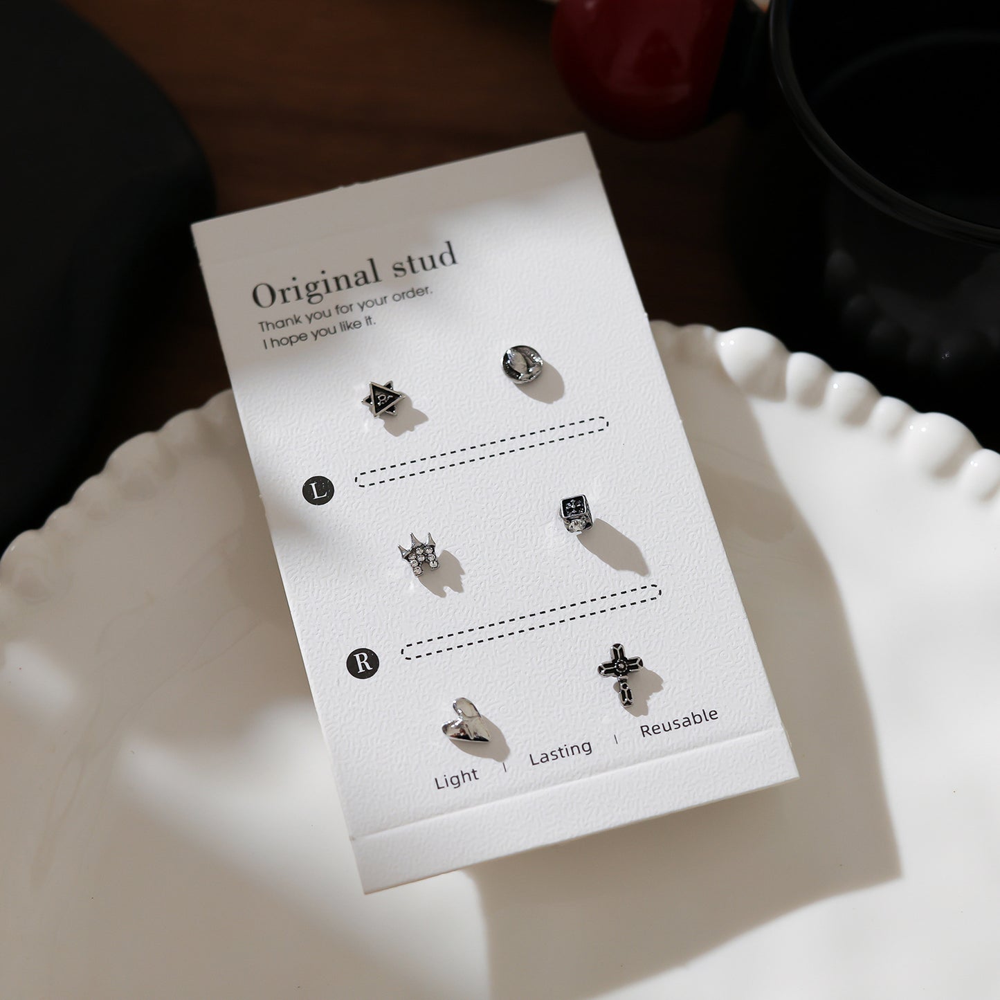 Elegant Black Series Earings Simple Personalized Stud Earrings