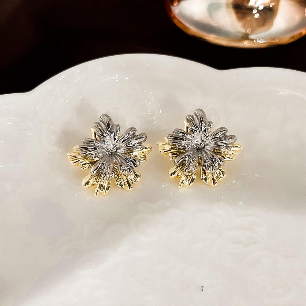 Inlaid Zircon Flower Elegant High-grade Pearl Earrings
