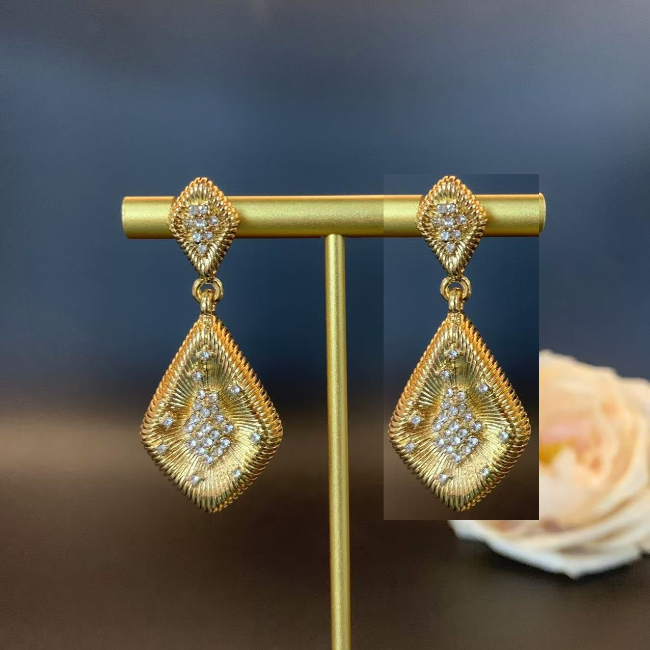 Fashion Temperament Ear Collection Artistic Retro Jewelry Set